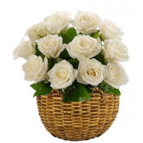 Charming Bloom -12 Stems Basket